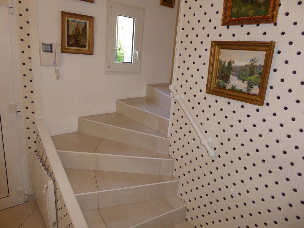Apartmán Chez Veronique Anguerny Exteriér fotografie